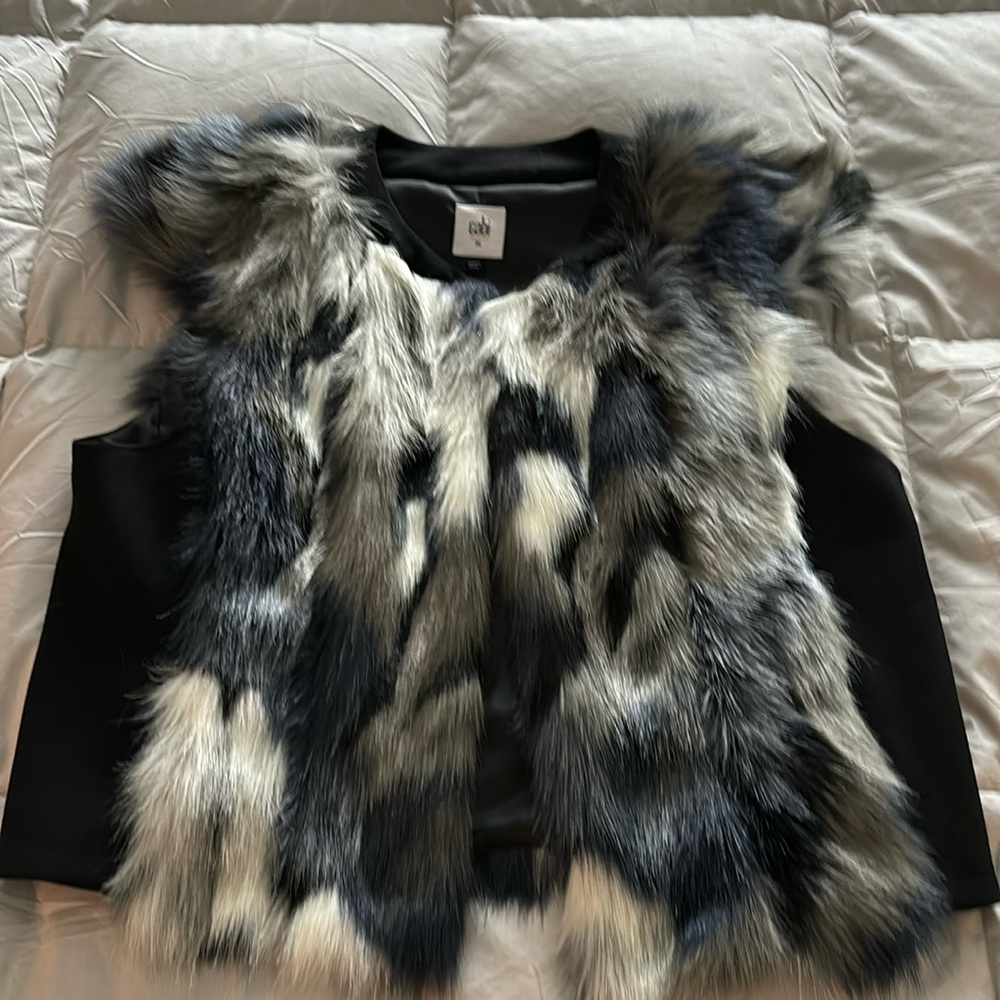 Vintage Cabi faux fur vest